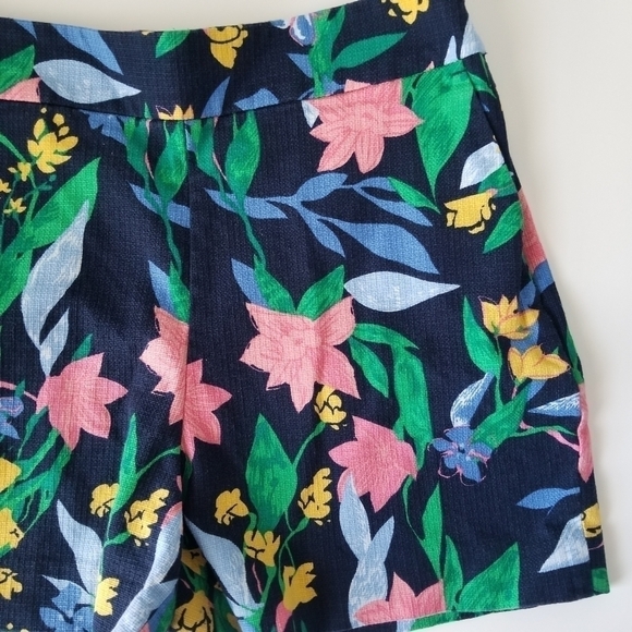 J Crew Floral Basketweave Short with Side Zip Size 4 - Picture 5 of 13